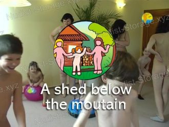 A shed below the mountains - Naturist Freedom