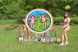 Hoola Hoola - Naturist Freedom